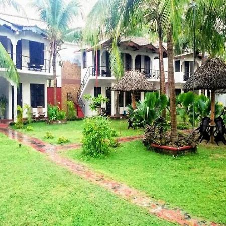 Crescent Sea Resort Nilaveli Exterior foto